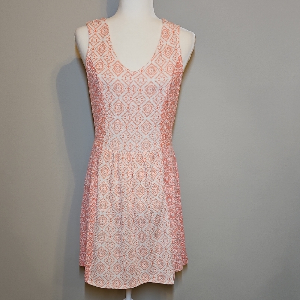 Rewind Coral and White Geometric Open Back Design Dress
